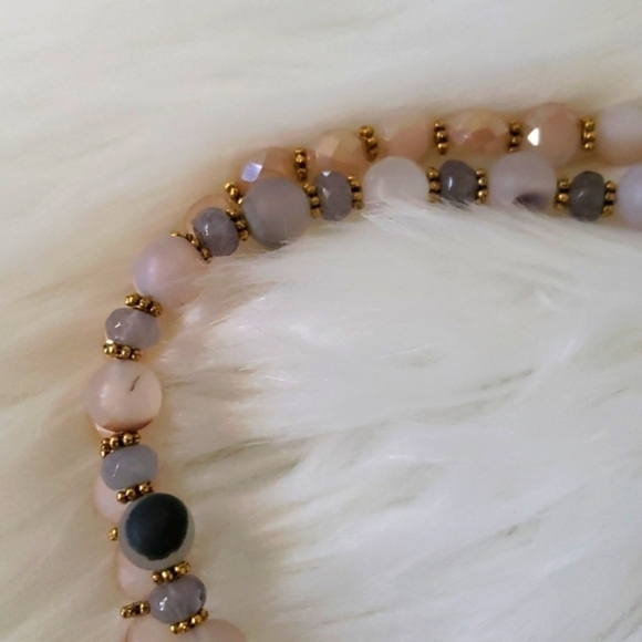 Handcrafted rhinestone & bead necklace set - Picture 6 of 8